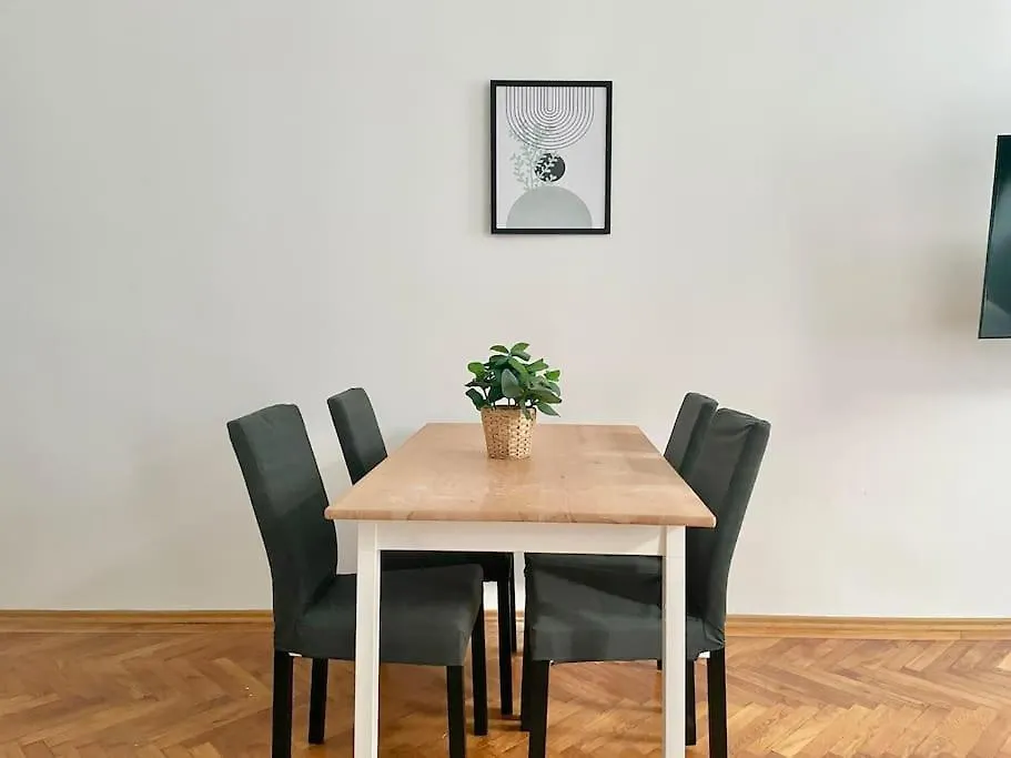 Sunny & Cosy Apartment contacte